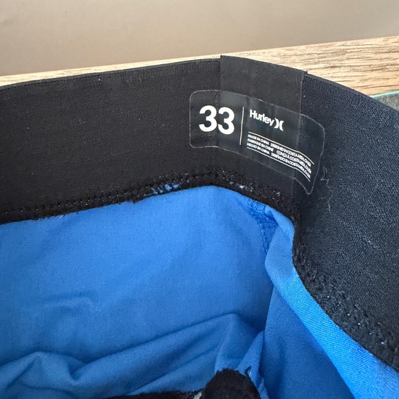 Hurley Phantom Board Shorts Black, Blue and Teal Striped size 33 - Picture 3 of 4